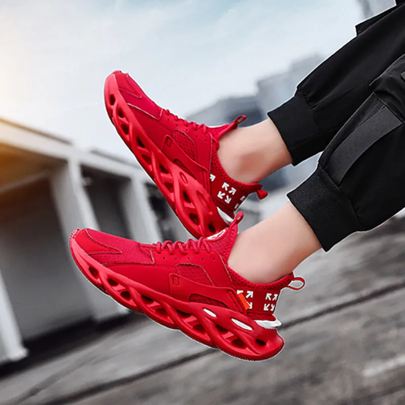 Arrow Sneakers