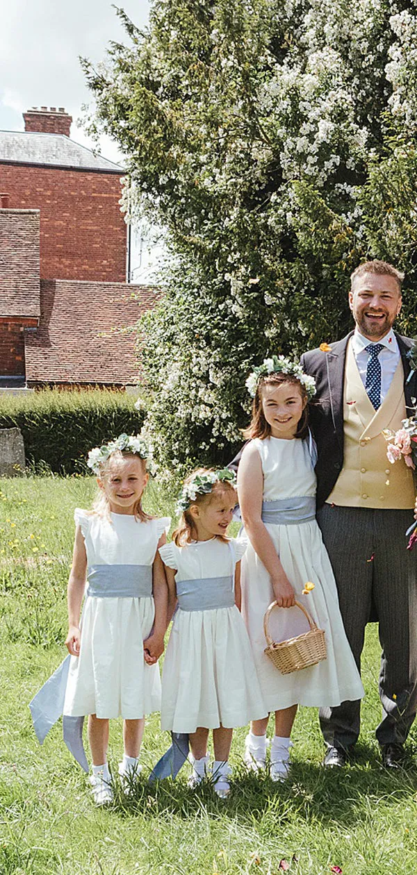 Lovely Round Neck Sleeveless A Line Flower Girl DressesGTE2130