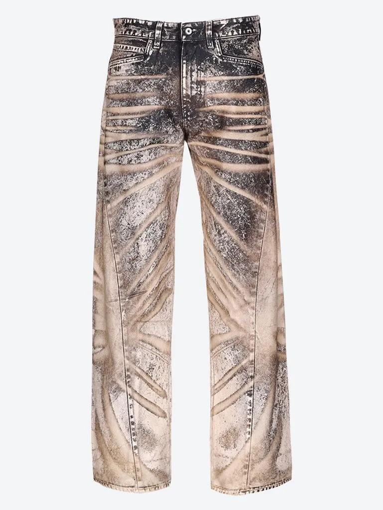 Saggy jeans