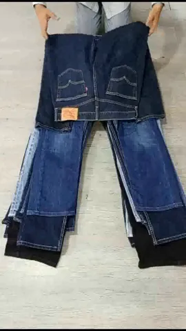 Vintage Mixed Levi's Jeans - 22 Pieces