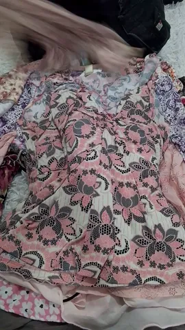 Y2K multicolor grunge blouses/tops - 17 pcs - 5/11/24